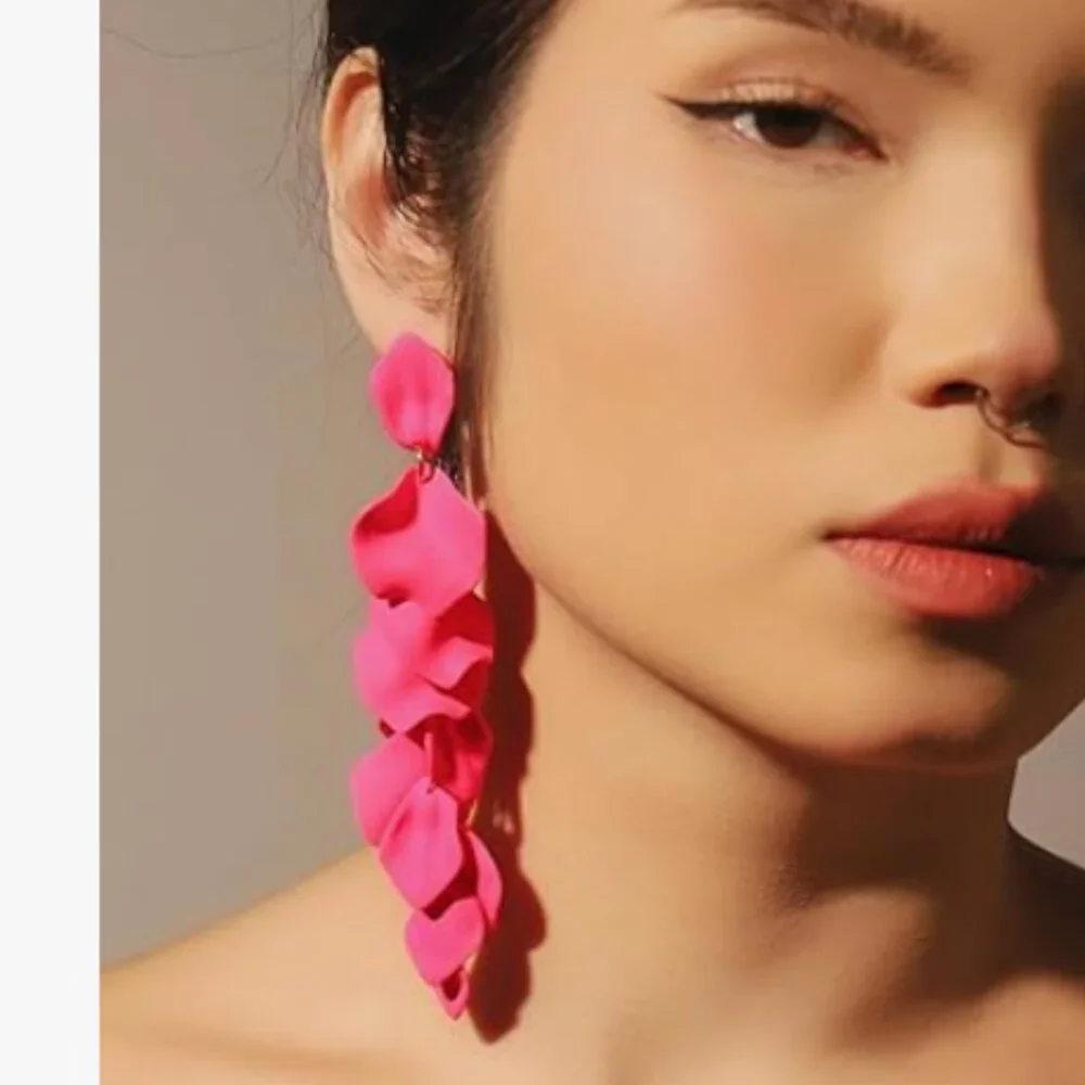 Floral Elegant long Pink Rose petals Earrings